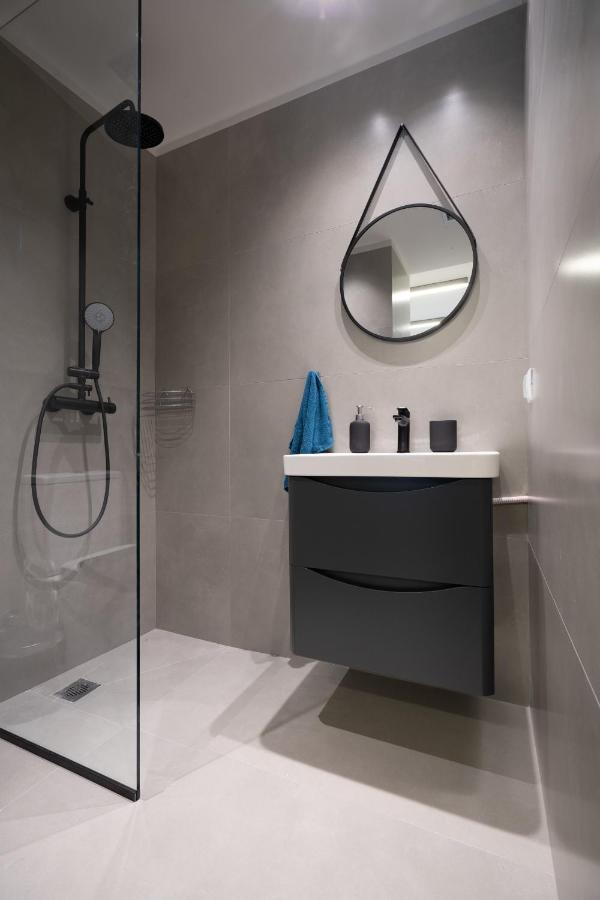 Monastiraki Metro St 2 Bedrooms 6 Pers By Mps أثينا المظهر الخارجي الصورة